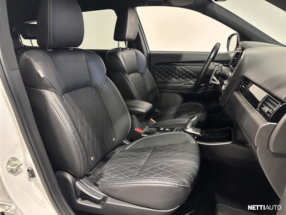 Mitsubishi Outlander PHEV