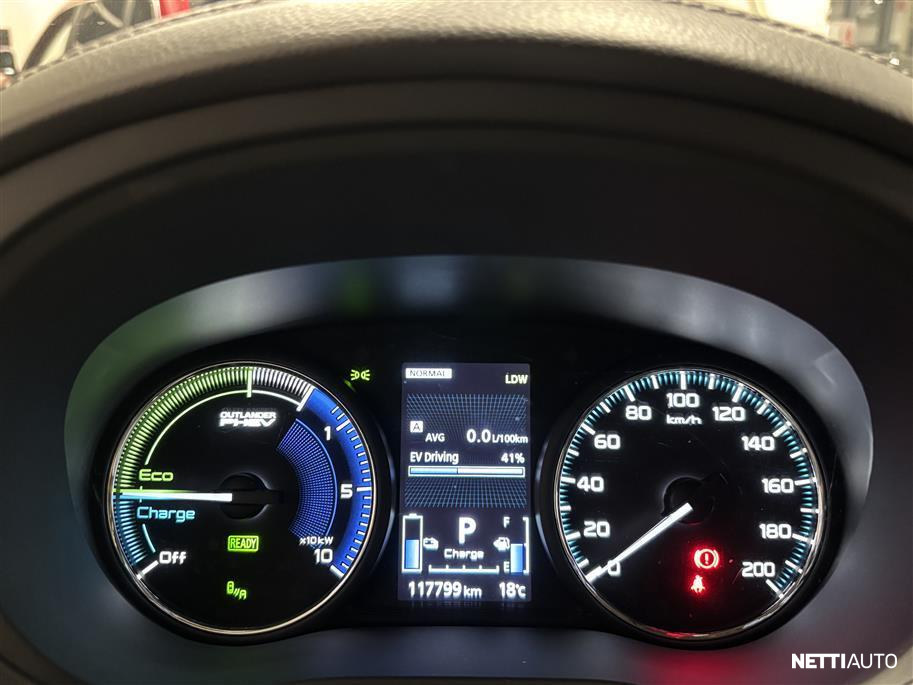 Mitsubishi Outlander PHEV