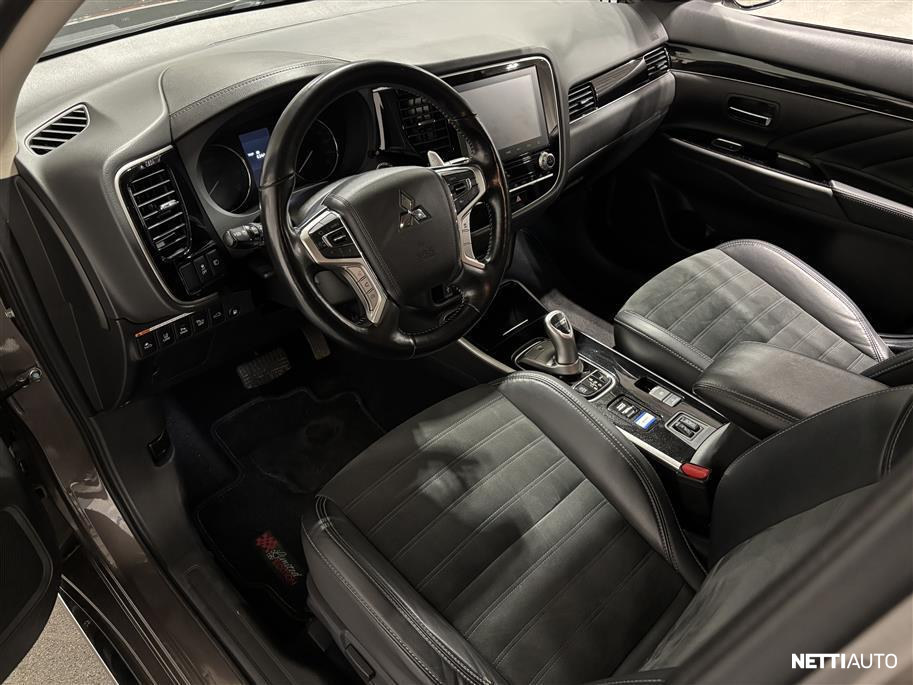 Mitsubishi Outlander PHEV