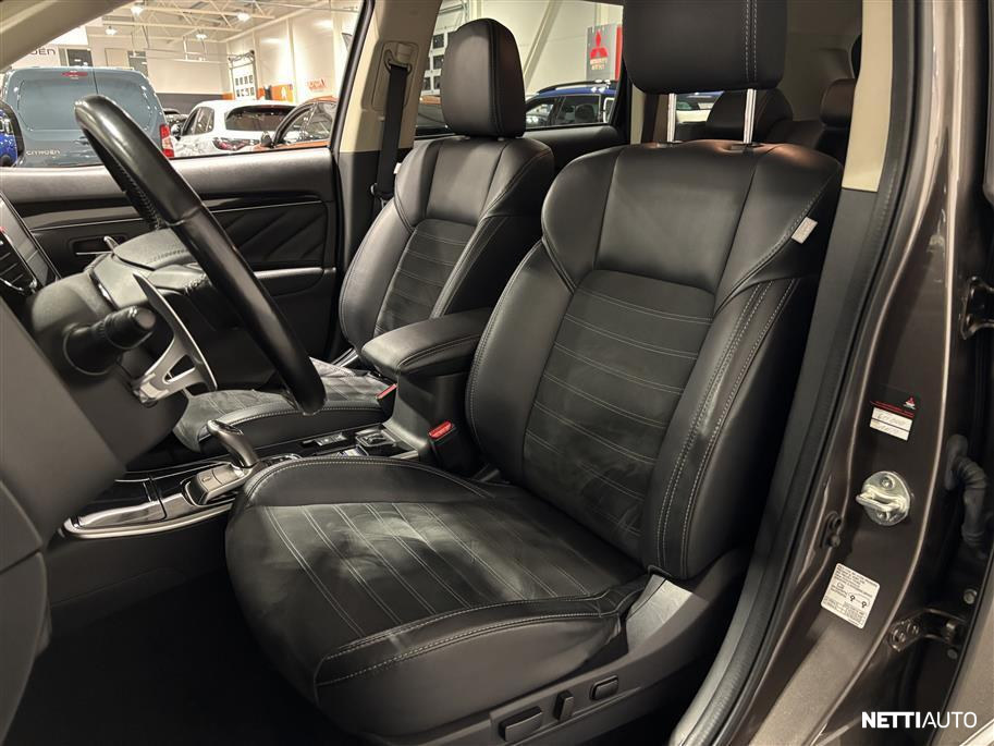 Mitsubishi Outlander PHEV