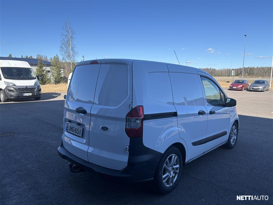 Ford Transit Courier