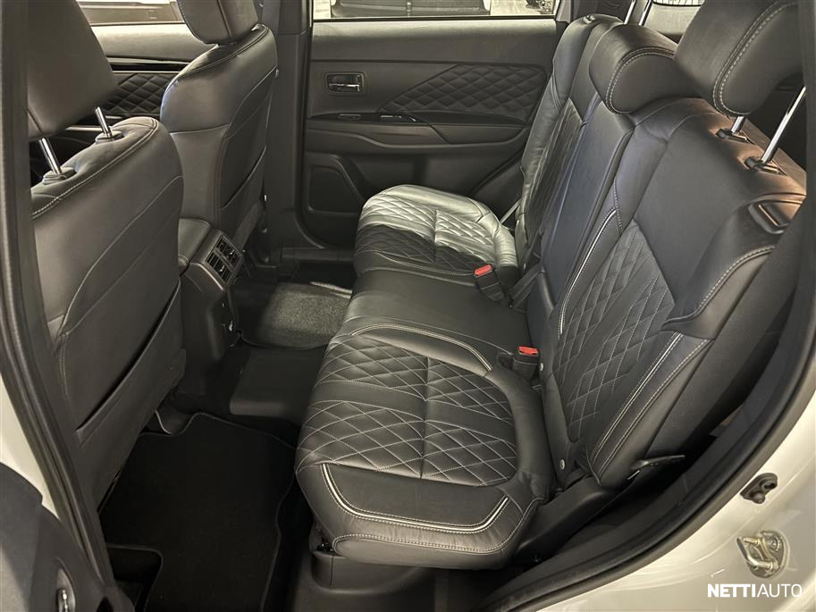 Mitsubishi Outlander PHEV