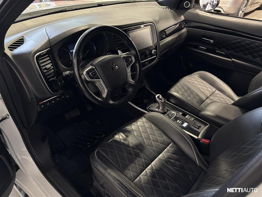 Mitsubishi Outlander PHEV