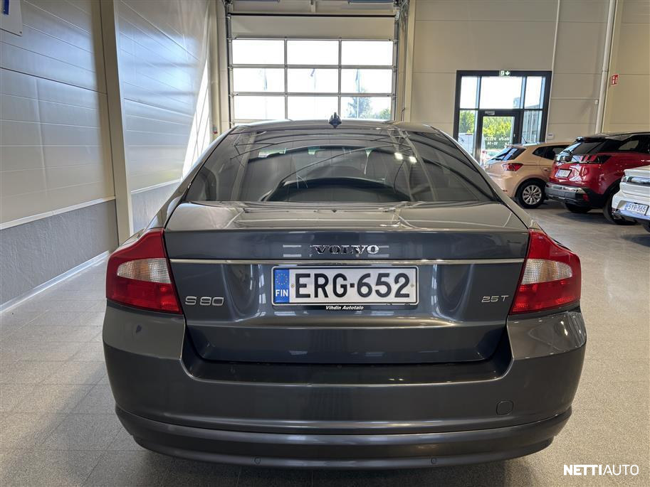 Volvo S80