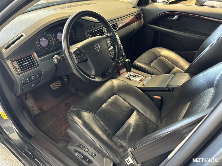 Volvo S80