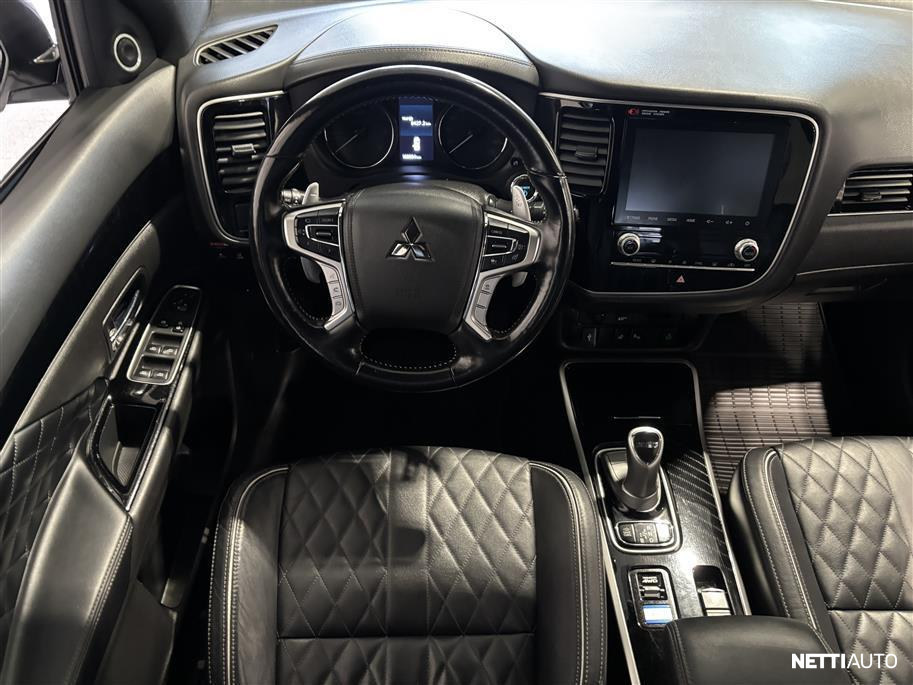 Mitsubishi Outlander PHEV