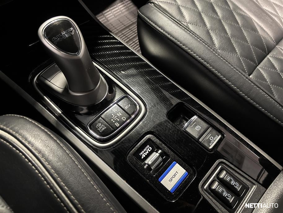 Mitsubishi Outlander PHEV