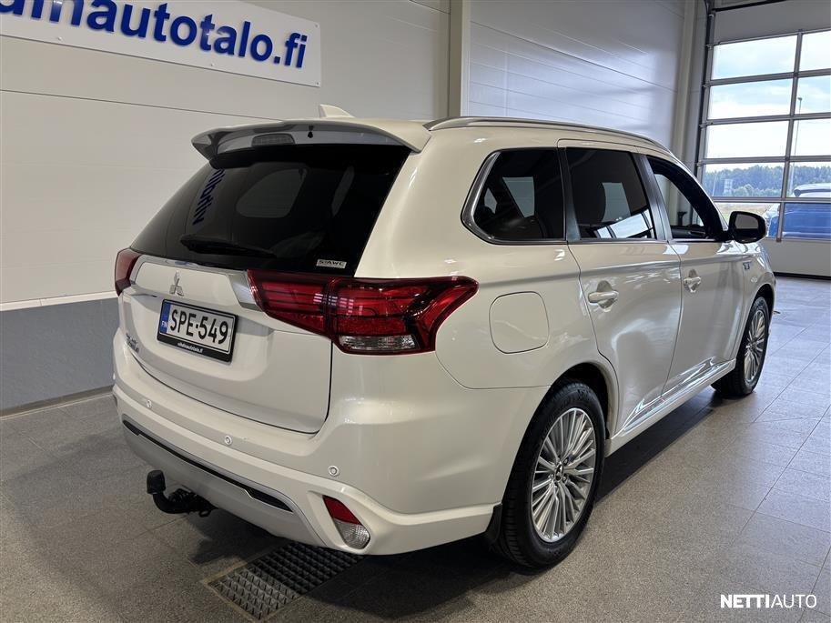 Mitsubishi Outlander PHEV