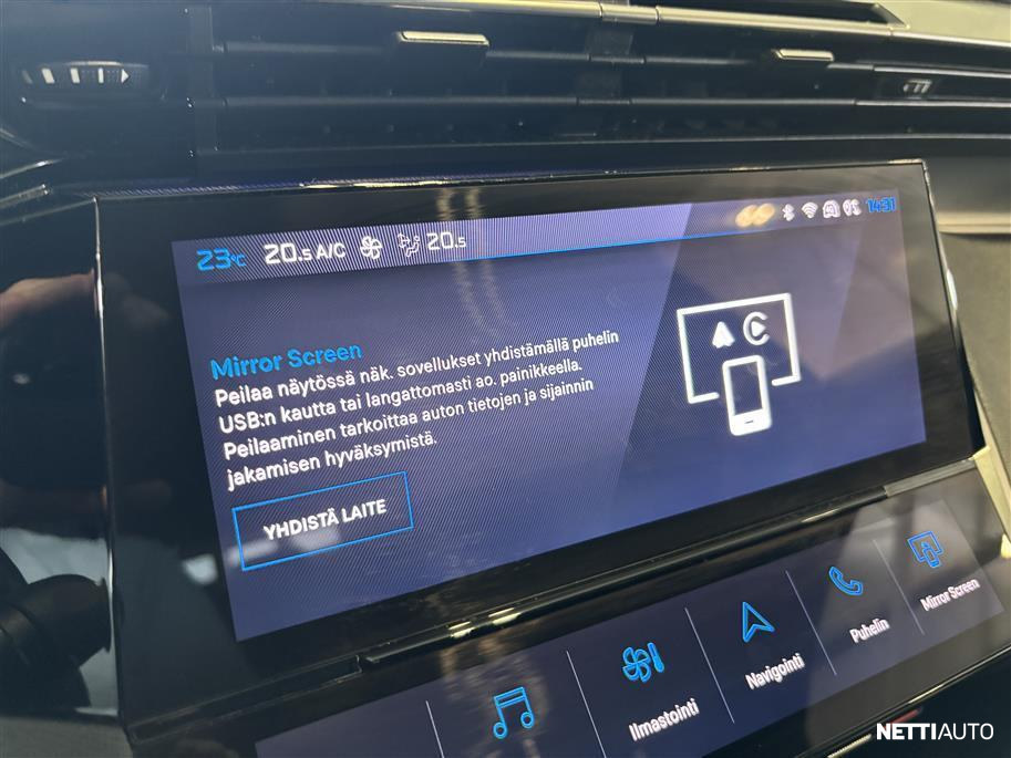 Peugeot 408