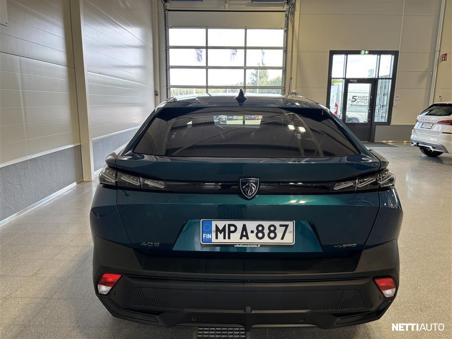 Peugeot 408